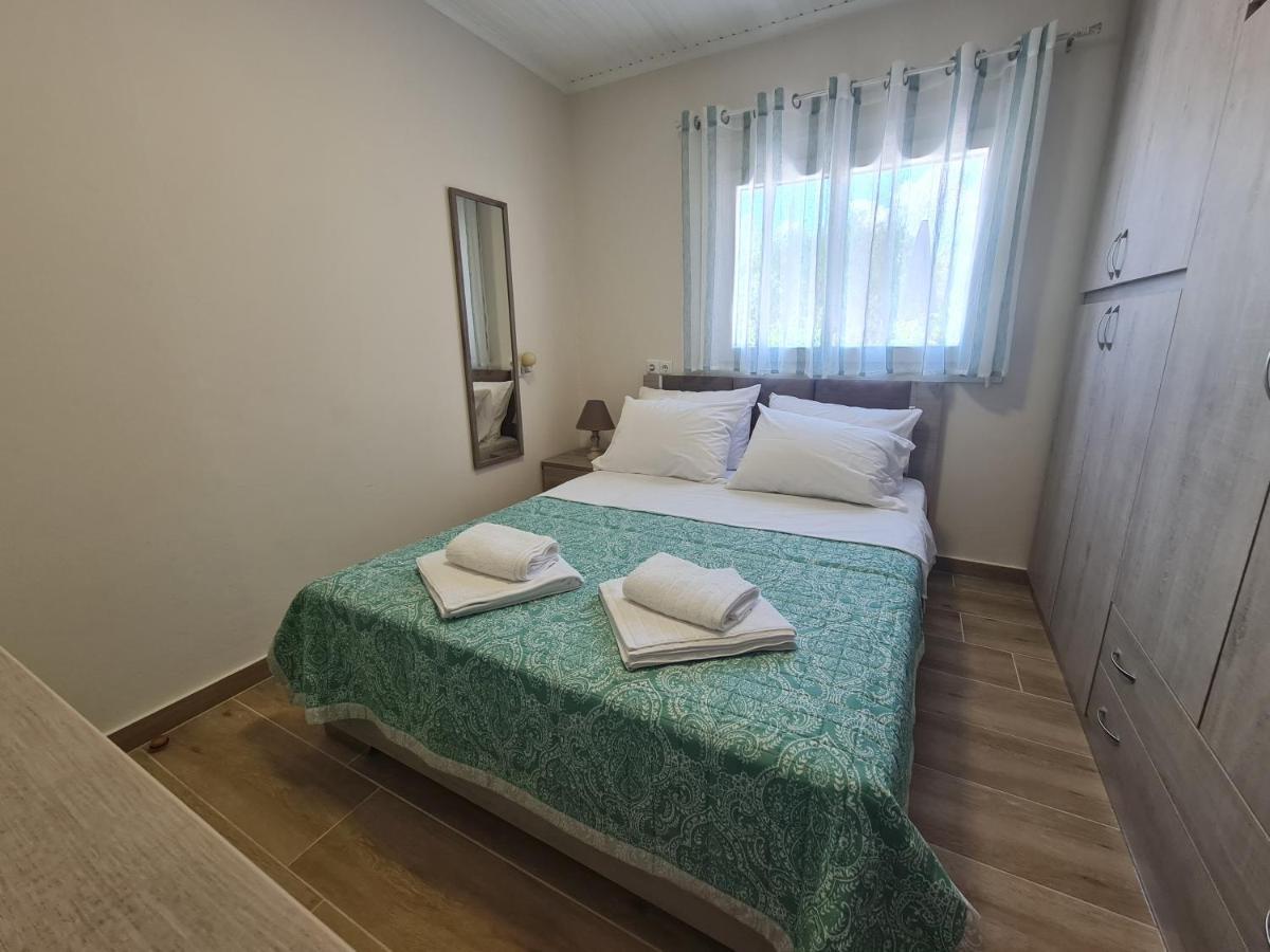 Stella'S Garden Villa PalaiónTsiflíkion Екстериор снимка