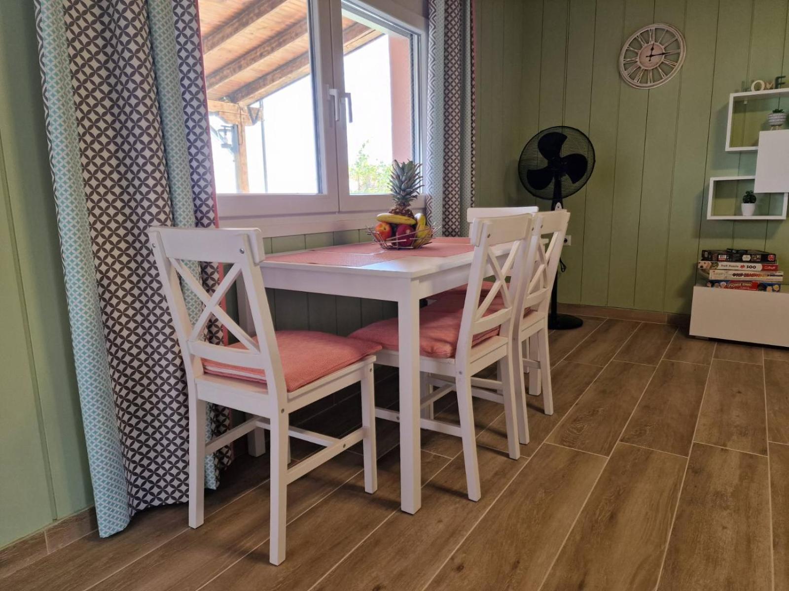 Stella'S Garden Villa PalaiónTsiflíkion Екстериор снимка